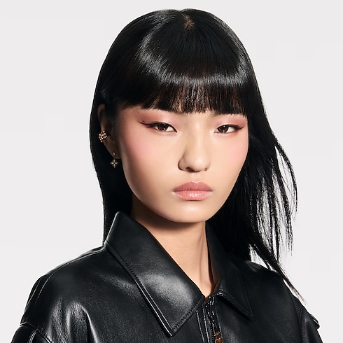 LV Ombres - Eyeshadow Palette in Perfumes and Beauty's Eyes } collections by Louis Vuitton (Product zoom)