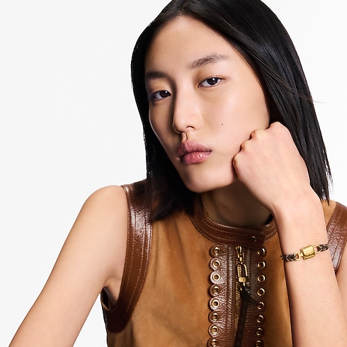 LV Padlock Bracelet in Women's Fashion Jewellery Designer Fashion Jewellery collections by Louis Vuitton (Product zoom)