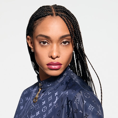 LV Rouge - Satin Lipstick in Perfumes and Beauty's Lips } collections by Louis Vuitton (Product zoom)