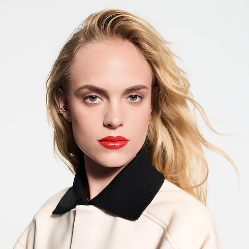 LV Rouge - Satin Lipstick in Perfumes and Beauty's Lips } collections by Louis Vuitton (Product zoom)