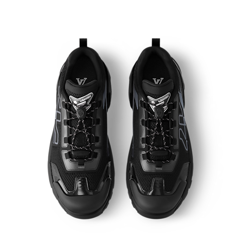 LV Runner Tatic Sneaker in Men's Shoes Sneakers for Men collections by Louis Vuitton (Product zoom)