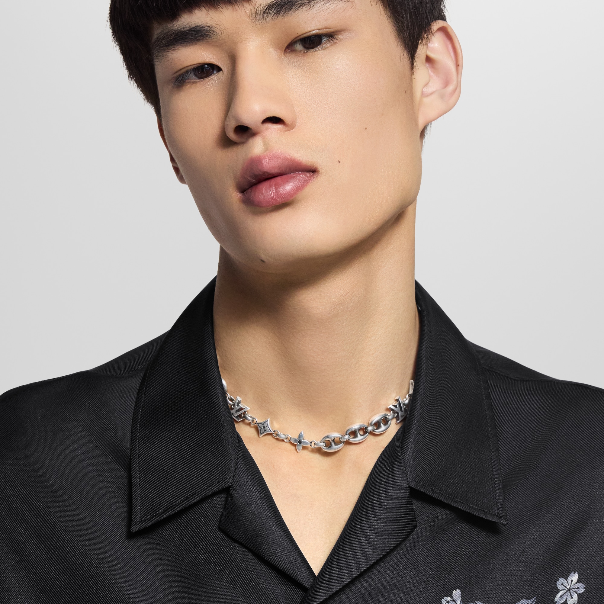 LV Sailor Medium Chain Necklace . in Men