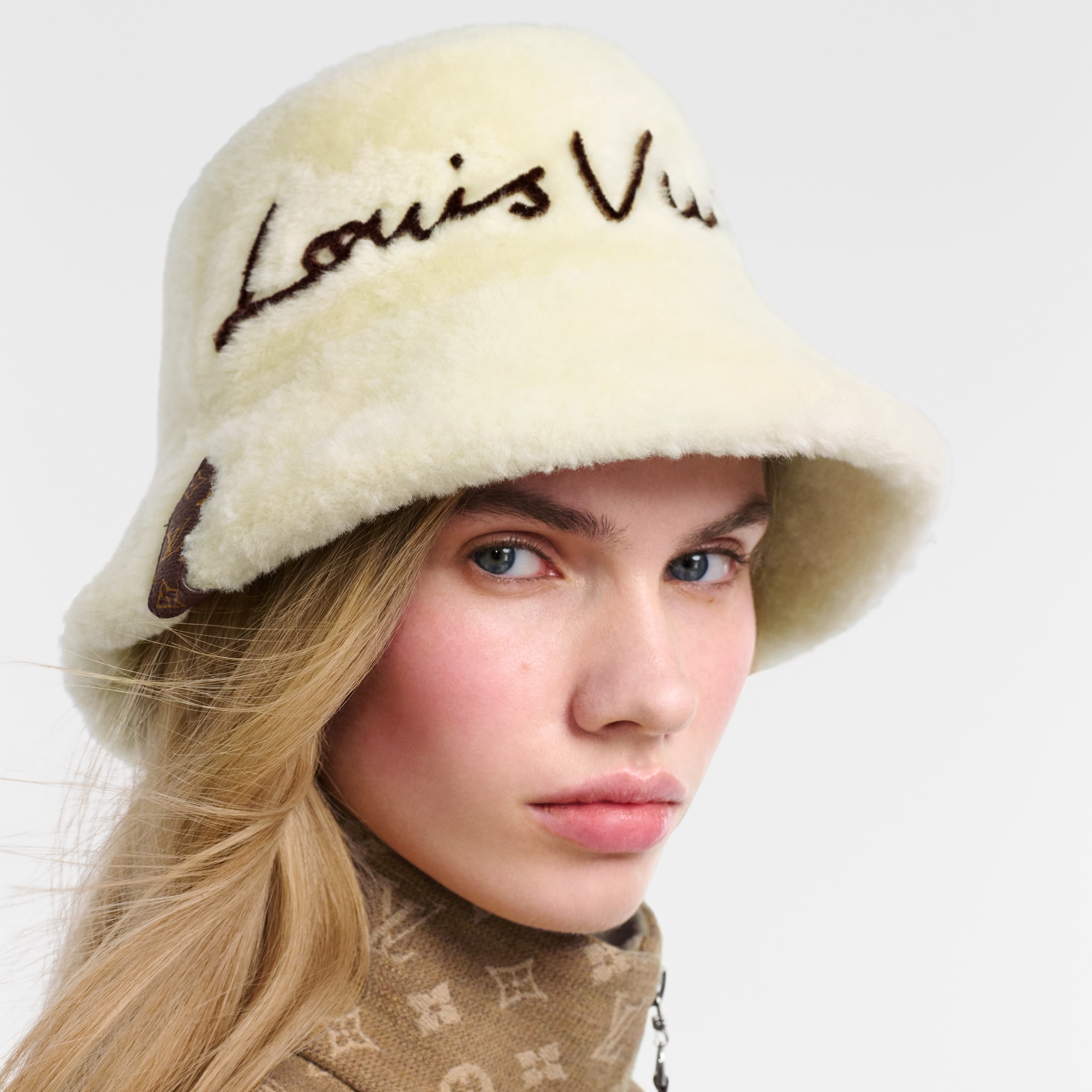 LV Script Cloud Bob . in Women