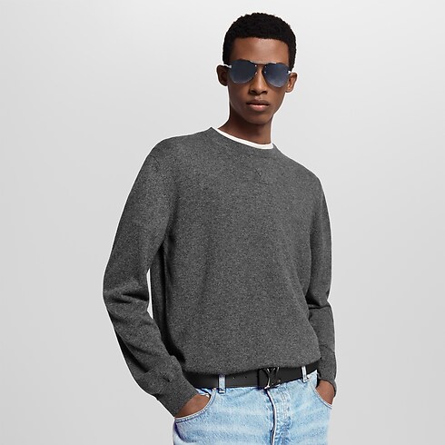 LV Shake 40mm Reversible Belt Monogram Eclipse in Men's Accessories Men's Belts collections by Louis Vuitton (Product zoom)