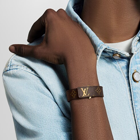 LV Slim Bracelet Monogram in Men's Fashion Jewellery Bracelets collections by Louis Vuitton (Product zoom)