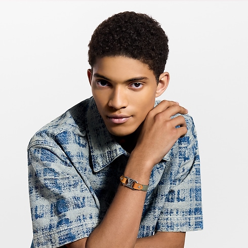 LV Slim Dimension Monogram Surplus Bracelet
in Men's Fashion Jewellery Bracelets collections by Louis Vuitton (Product zoom)