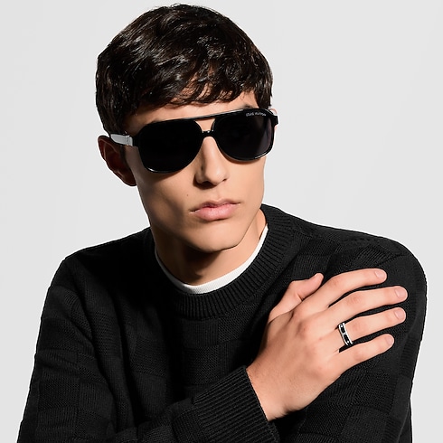 LV Spike Ring . in Men's Fashion Jewellery Rings collections by Louis Vuitton (Product zoom)