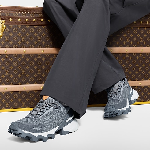 LV Summit Sneaker in Men's Shoes Sneakers for Men collections by Louis Vuitton (Product zoom)