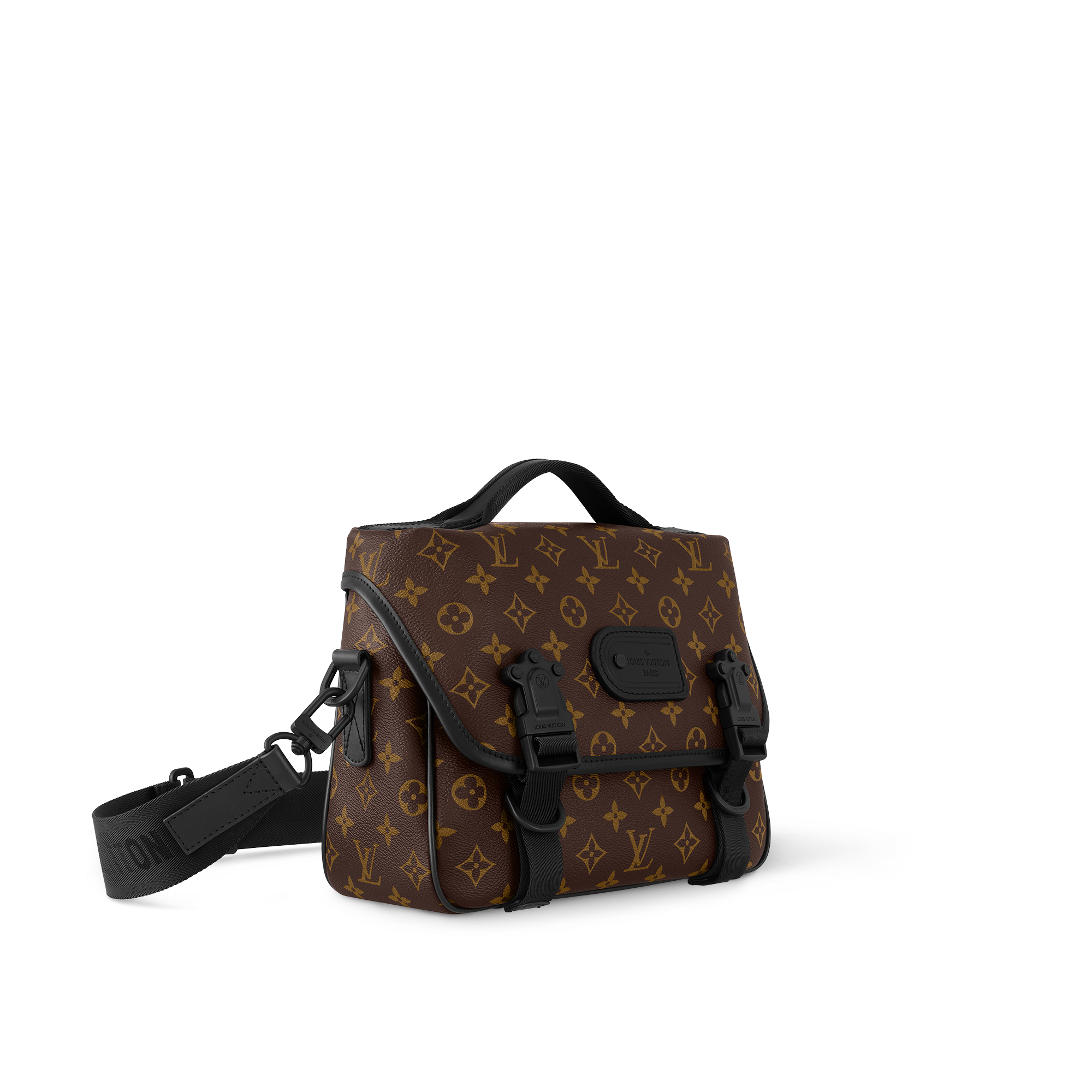 LV Trail Messenger Monogram Macassar in Men