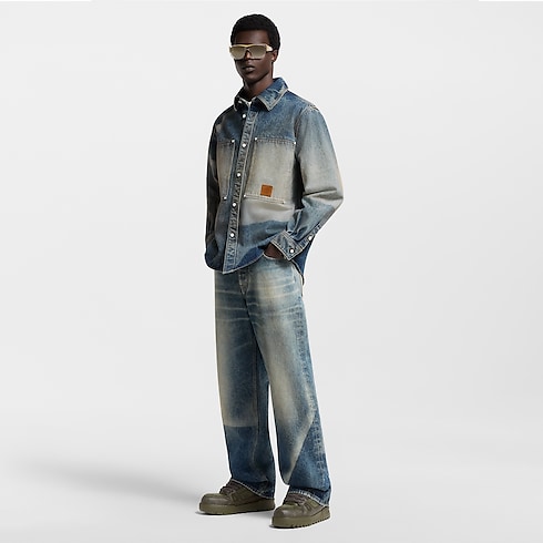 LV Trainer Maxi Sneaker in Men's Shoes Sneakers for Men collections by Louis Vuitton (Product zoom)