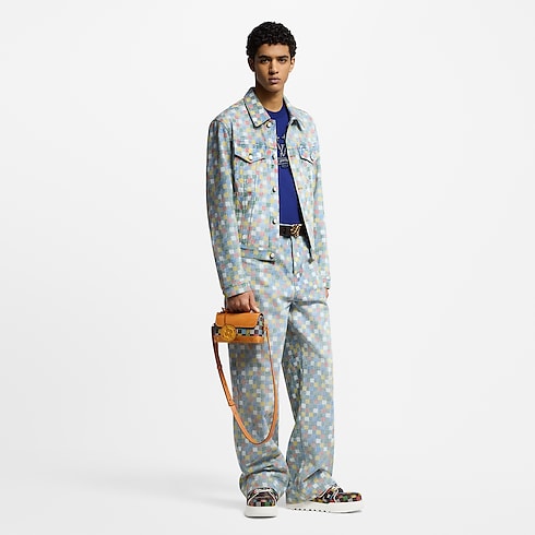 LV Trainer Maxi Sneaker in Men's Shoes Sneakers for Men collections by Louis Vuitton (Product zoom)