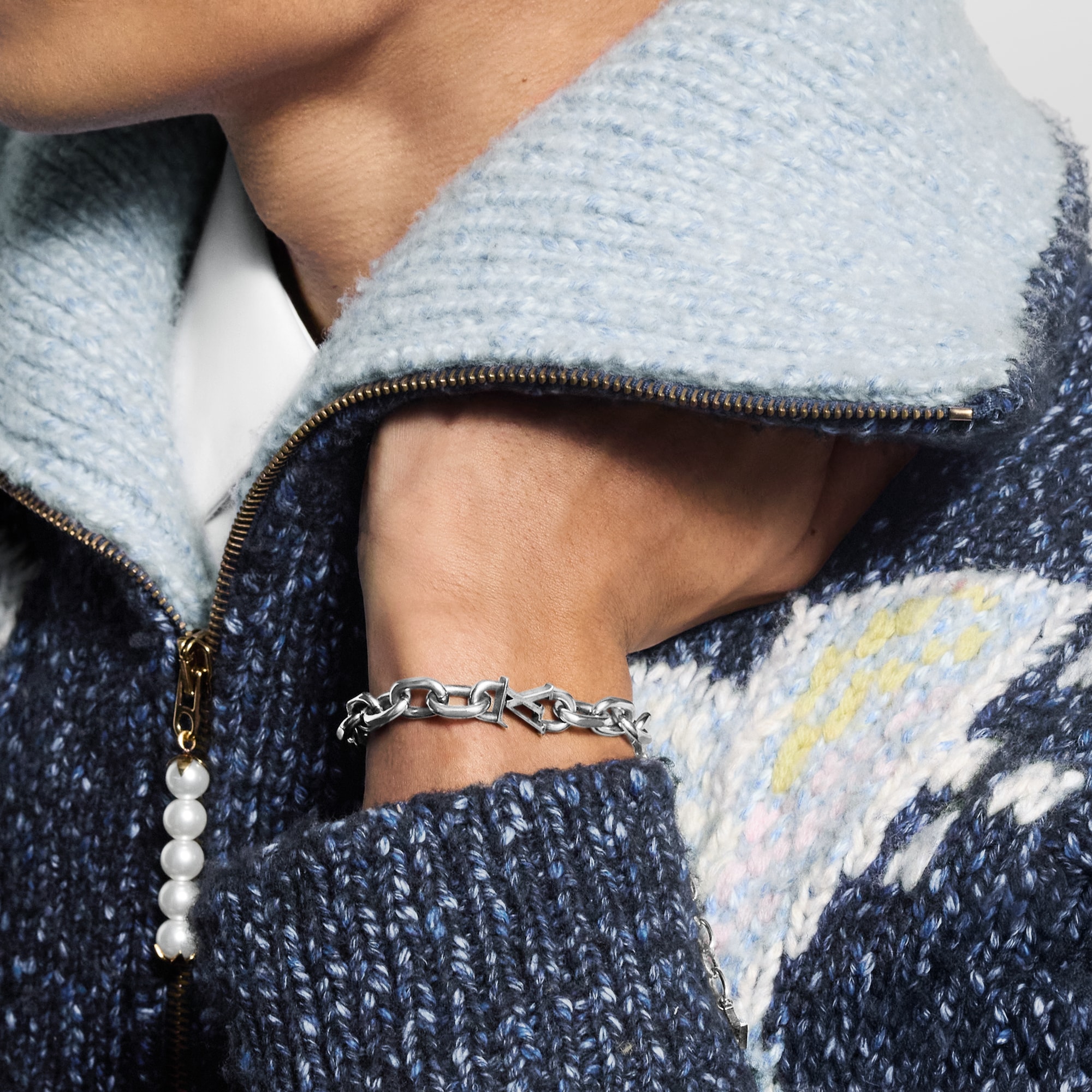 LV Yours Chain Bracelet . in Men