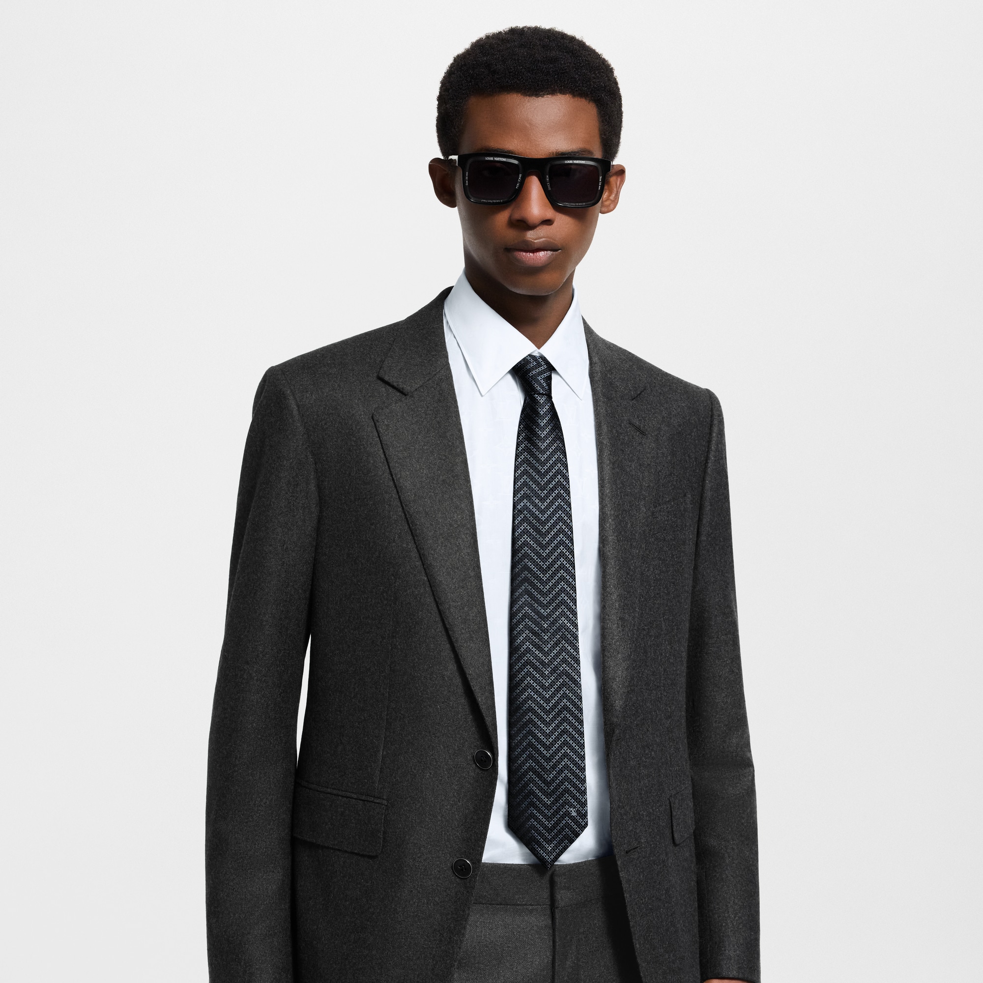 LV Zigzag Tie . in Men