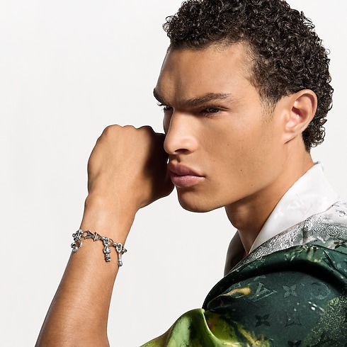 Microphone Charm . in Men's Fashion Jewellery All Fashion Jewellery collections by Louis Vuitton (Product zoom)