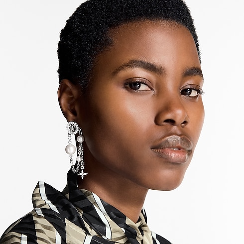 Midnight Pearl Earrings . in Women's Fashion Jewellery Earrings collections by Louis Vuitton (Product zoom)