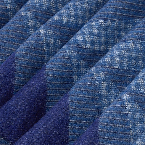 Mirage Damier Throw Blanket in Trunks, Travel and Home's Home and Art of Dining Home Textile collections by Louis Vuitton (Product zoom)