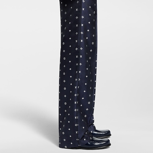 Monogram Silk Pajama Pants in Men's Ready-to-Wear Pants collections by Louis Vuitton (Product zoom)