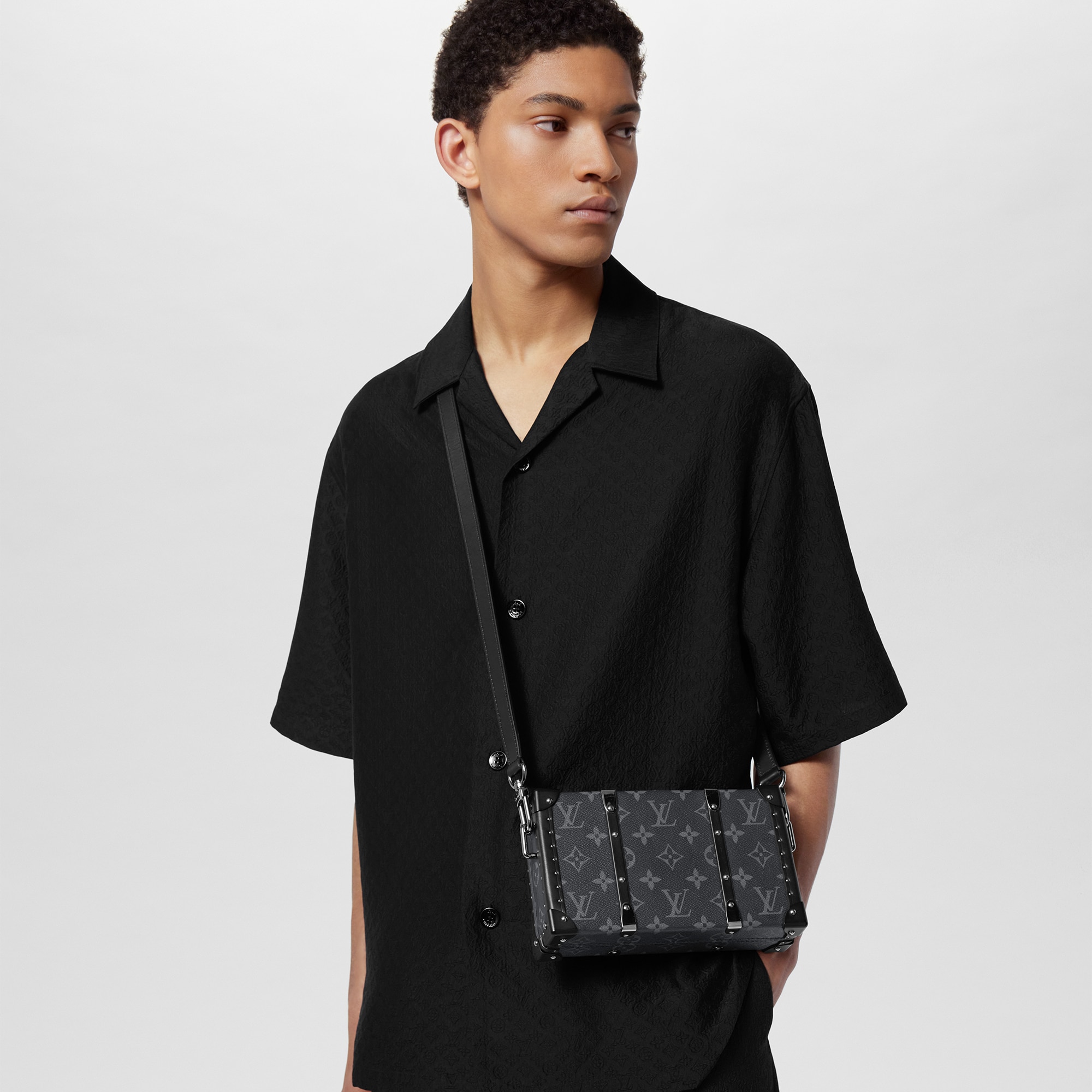 Neo Wallet Trunk Monogram Eclipse in Trunks, Travel and Home