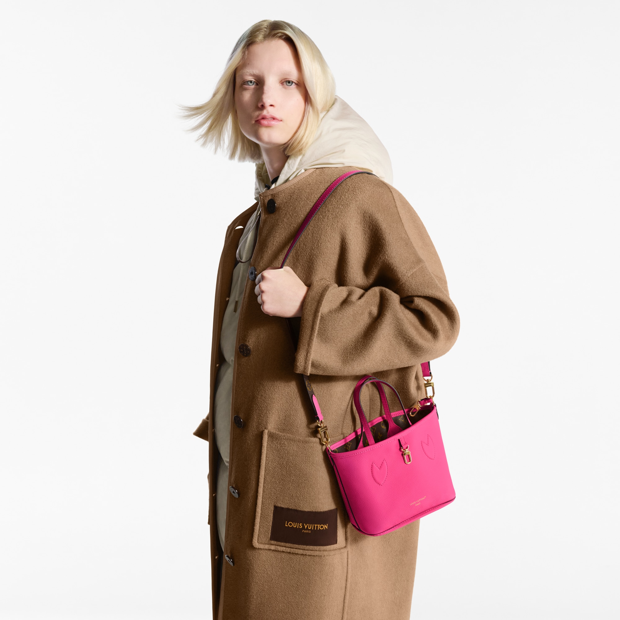 Neverfull Bandoulière Inside Out BB H33 in Bags and Small Leather Goods