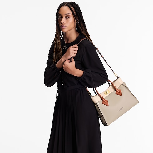 On My Side MM High End Leathers in Women's Handbags All Handbags for Women collections by Louis Vuitton (Product zoom)