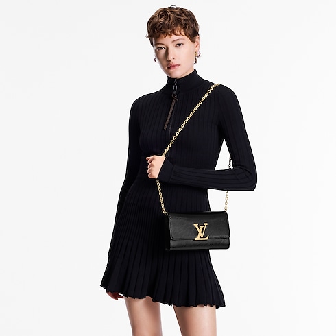 Pochette Louise Epi Leather in Women's Handbags All Collections collections by Louis Vuitton (Product zoom)