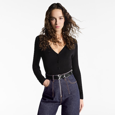 Pretty LV 30mm Reversible Belt Monogram in Women's Accessories Women's Belts collections by Louis Vuitton (Product zoom)