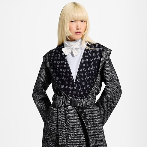 Reversible Hooded Wrap Coat in Women's Ready-to-Wear Coats and Jackets collections by Louis Vuitton (Product zoom)