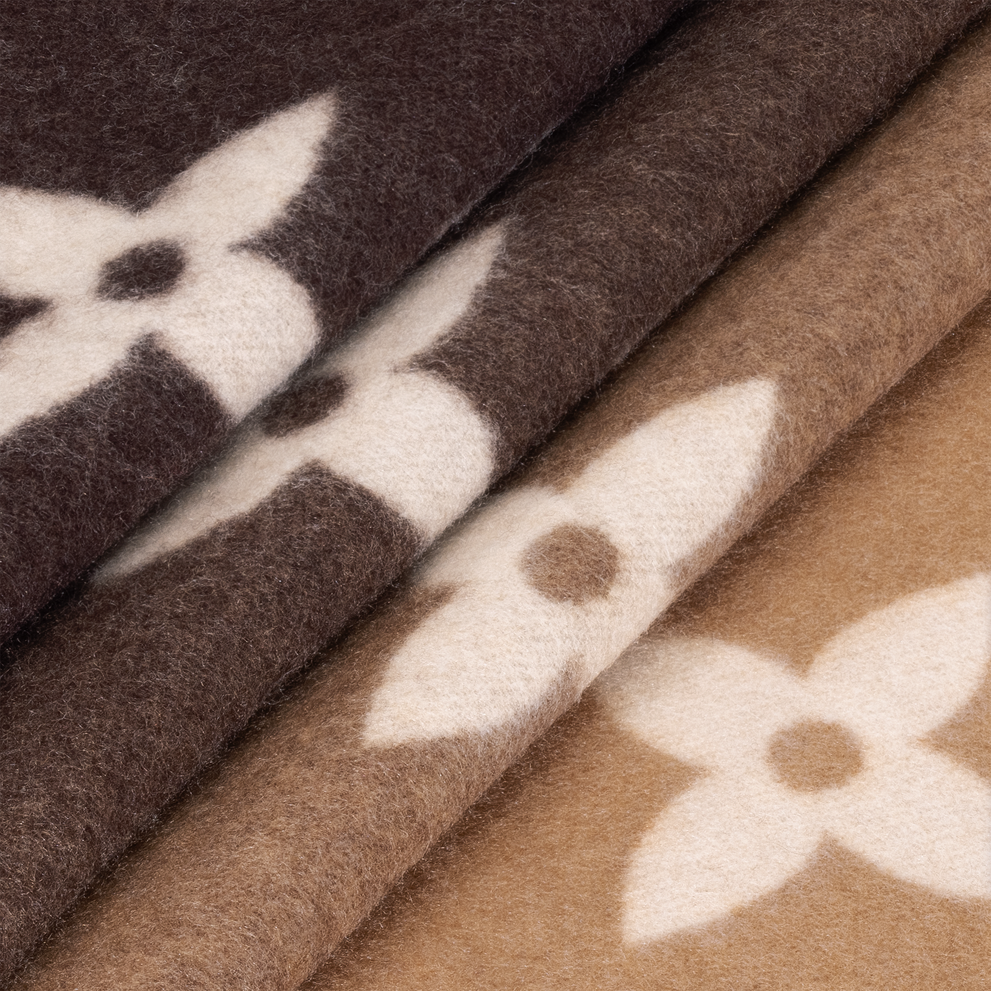 Reykjavik Gradient Scarf . in Women