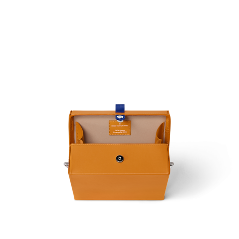 Shopper Clutch Autres Cuirs in Bags and Small Leather Goods's Men Bags Newness collections by Louis Vuitton (Product zoom)