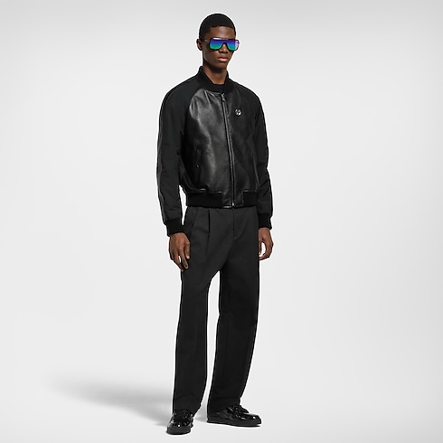 Signature Chino Pants in Men's Ready-to-Wear Pants collections by Louis Vuitton (Product zoom)