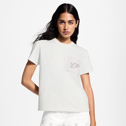 Signature Pocket T-Shirt in Women's Ready-to-Wear T-shirts and Sweatshirts collections by Louis Vuitton (Product zoom)