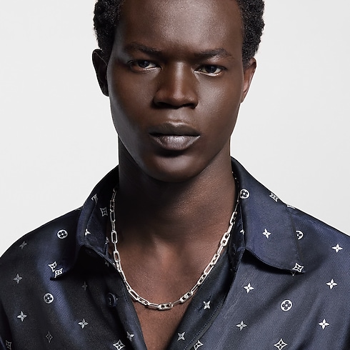 Sleek Monogram Necklace . in Men's Fashion Jewellery Necklaces and Pendants collections by Louis Vuitton (Product zoom)