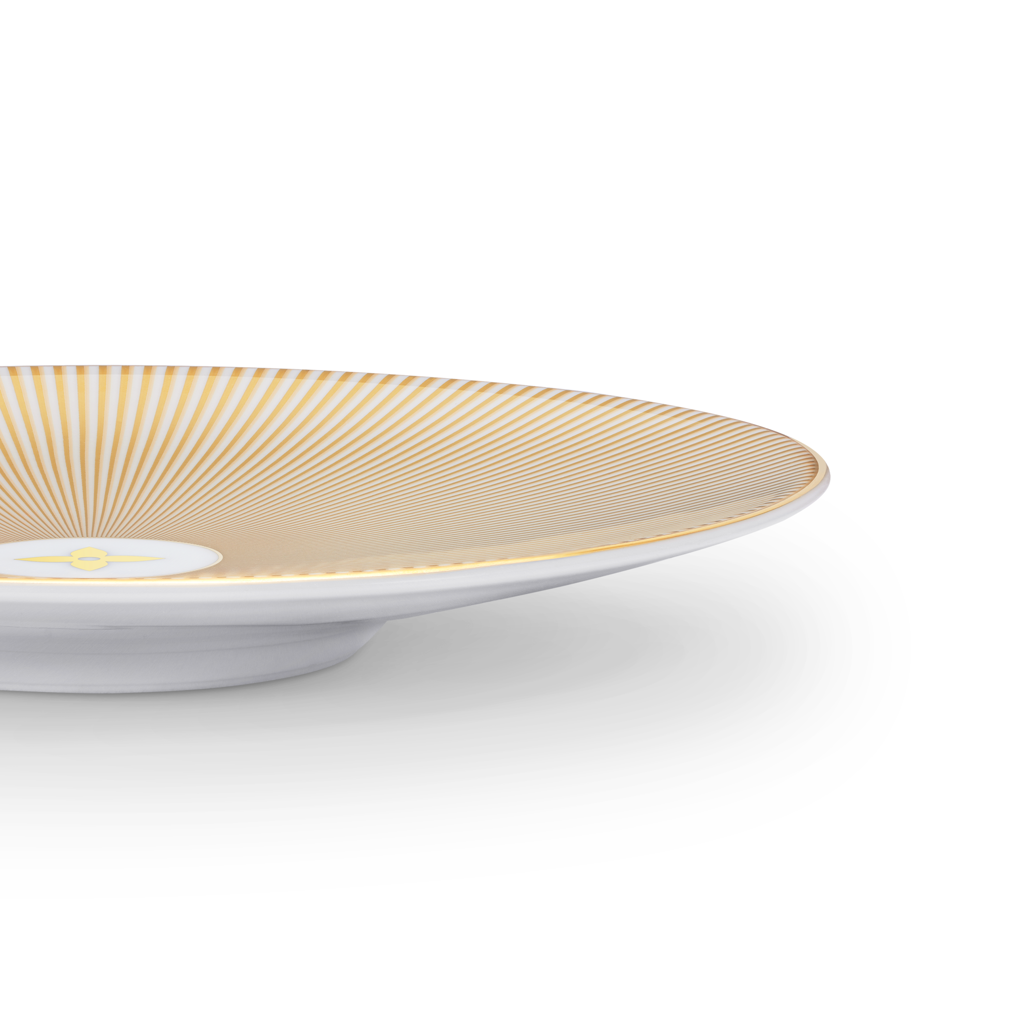 Splendor Set Of 2 Bread Plates   in Trunks, Travel and Home