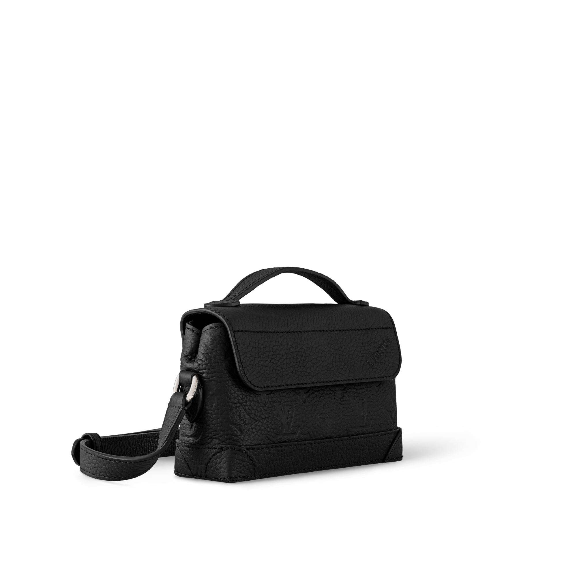 Steamer East West Wearable Wallet Taurillon Monogram in Men