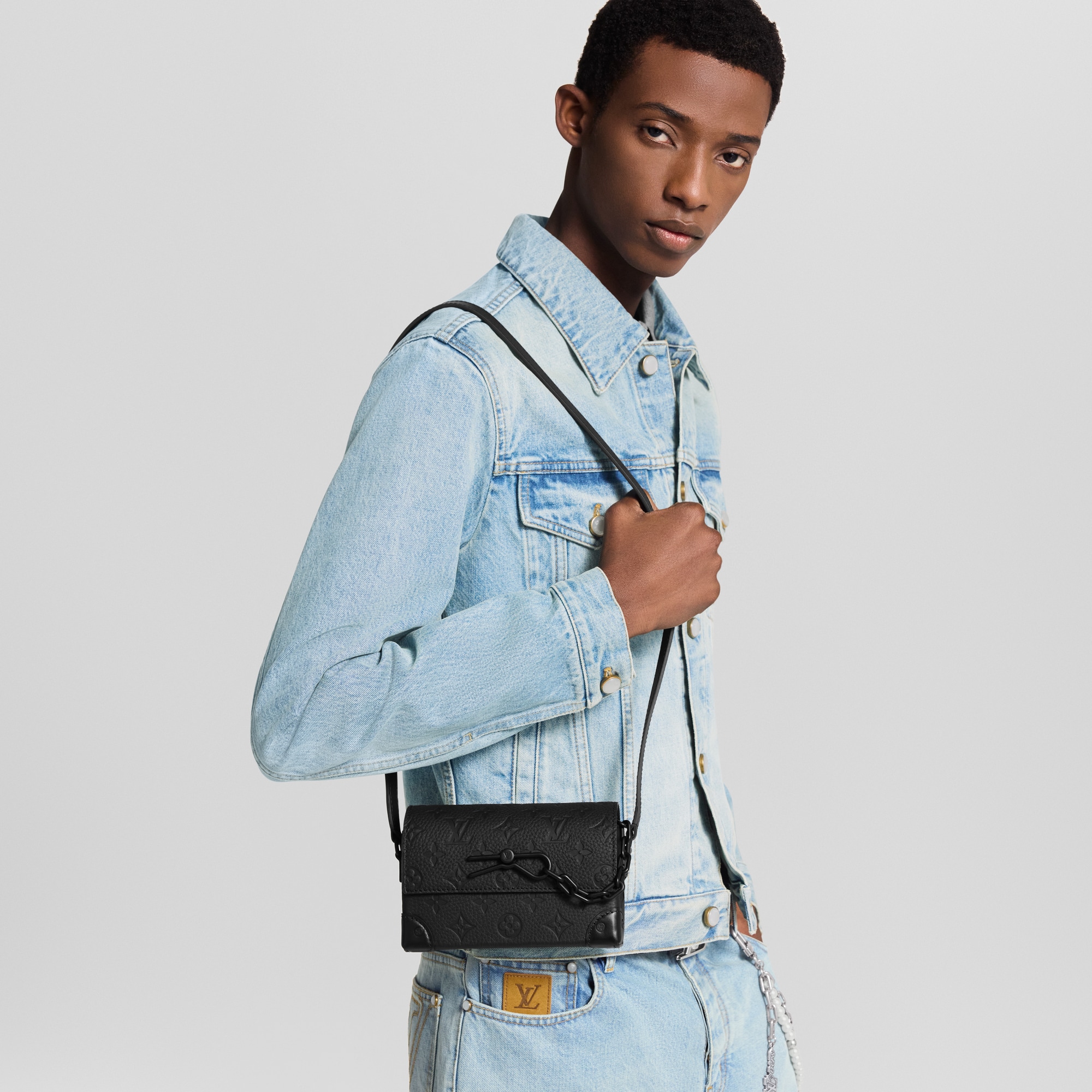 Steamer Wearable Wallet  Monogram Taurillon Leather LG - G90 in Men