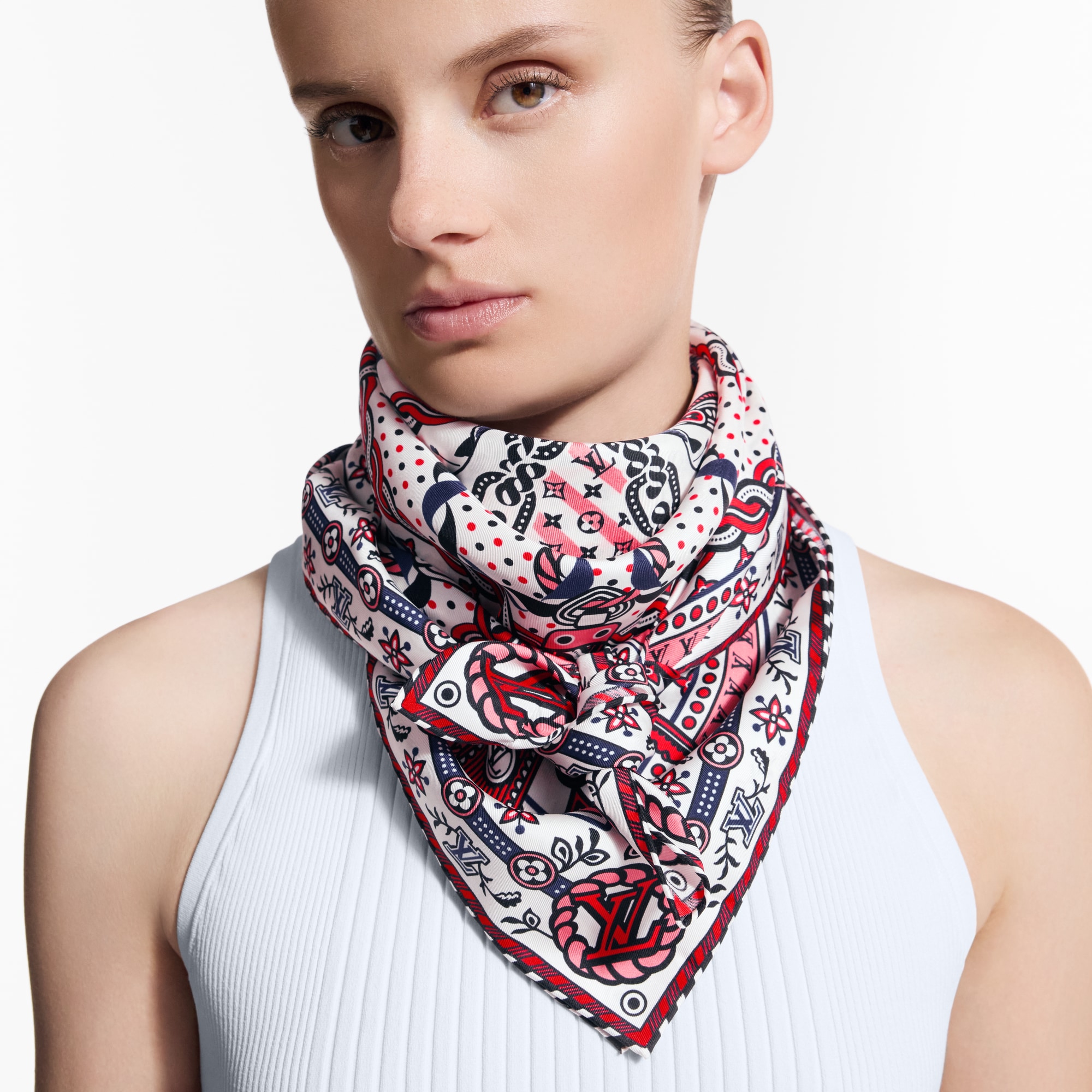 Summer Garden Square 90 . in Women