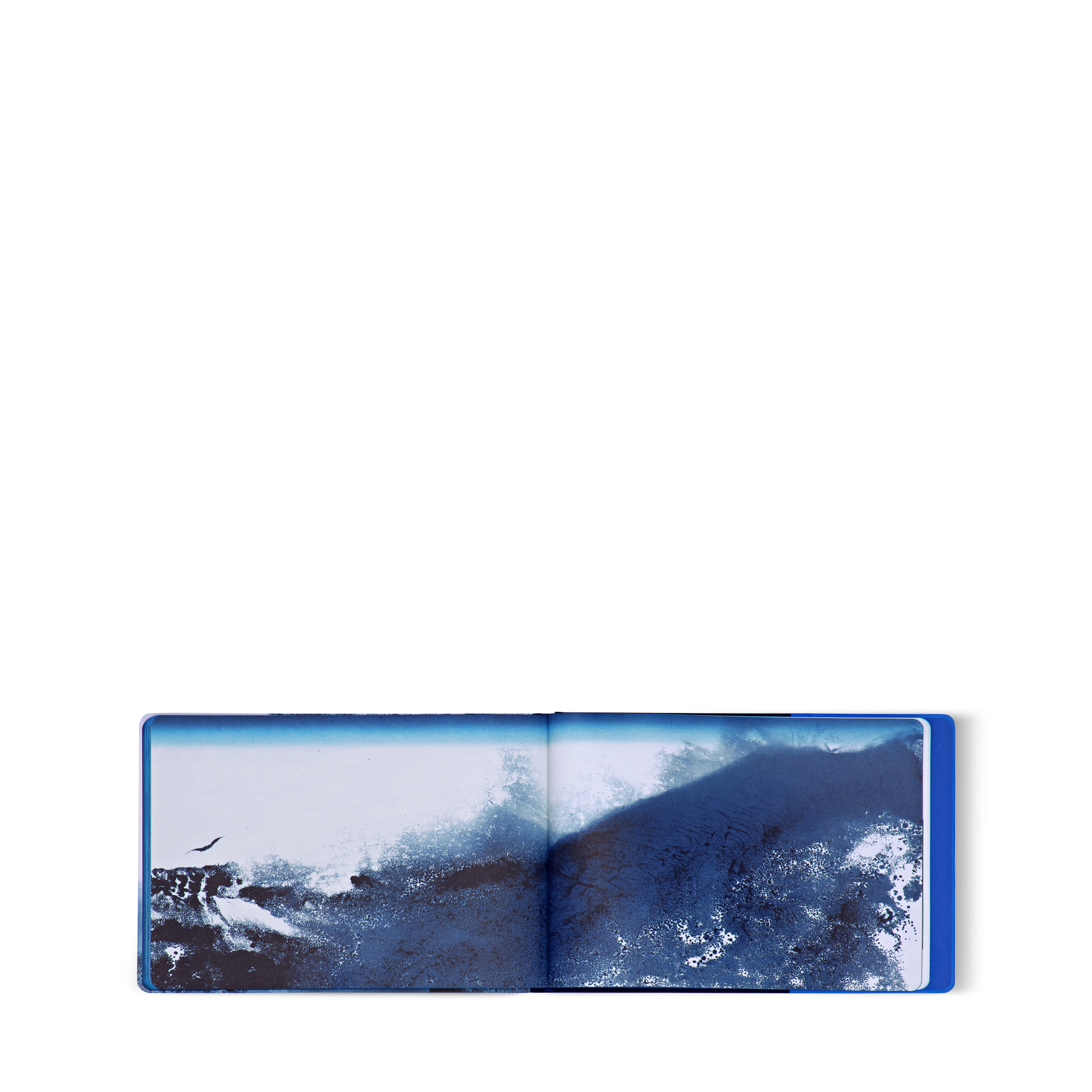 Travel Book Mediterranean Sea By Aurore de Morinerie  in Trunks, Travel and Home