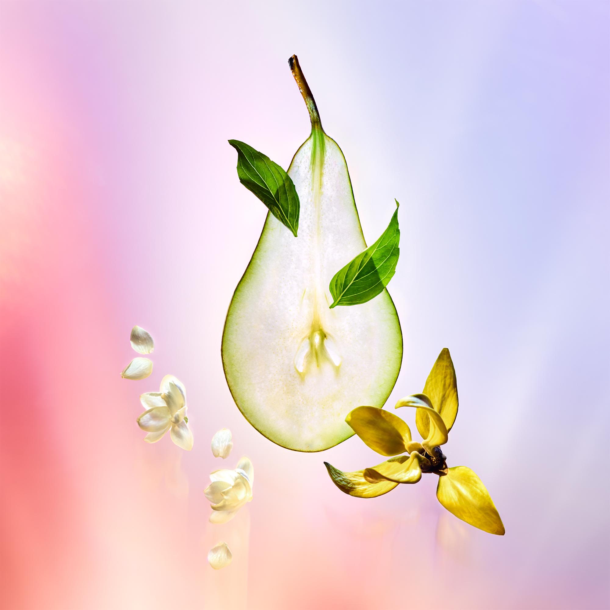 Travel Spray Cœur Battant  in Perfumes and Beauty