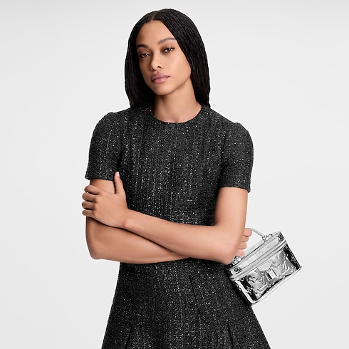 Vanity Chain Pouch Other Monogram Canvas in Women's Wallets and Small Leather Goods Wallets on Chain and Micro Bags collections by Louis Vuitton (Product zoom)