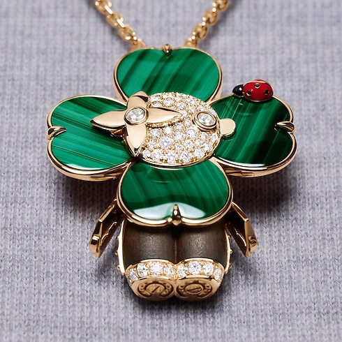 Vivienne Four-Leaf Pendant, Yellow Gold, Malachite, Wood, Lacquer and Diamonds worn view