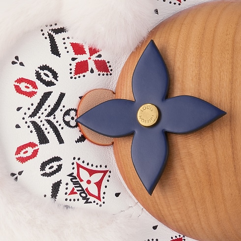 Vivienne Snowflakes Epi Leather in Trunks, Travel and Home's Sport and Lifestyle Lifestyle and Vivienne Dolls collections by Louis Vuitton (Product zoom)