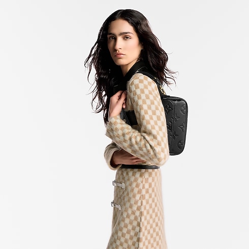 Wallet On Chain Ivy Monogram Empreinte Leather in Women's Wallets and Small Leather Goods Wallets on Chain and Micro Bags collections by Louis Vuitton (Product zoom)